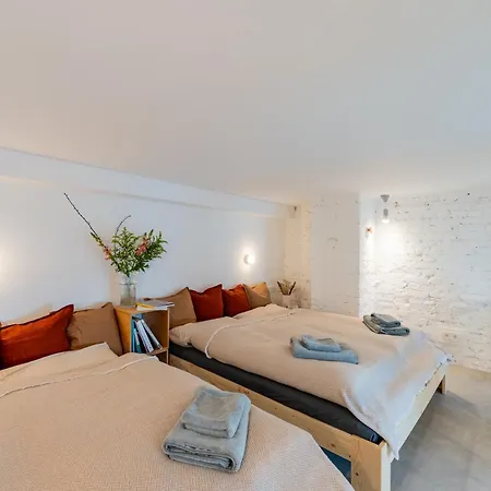 Architektur In Mitte - Brunnenstr Berlino